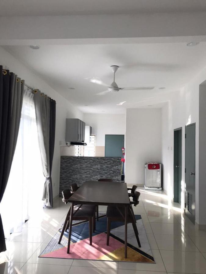 Baituljannah Homestay Batu Pahat Exterior foto